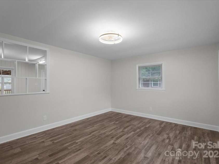 4401 Butler Road, Charlotte, NC 28208.  MLS# CAR4285626, YatesRealty ID 34161. 