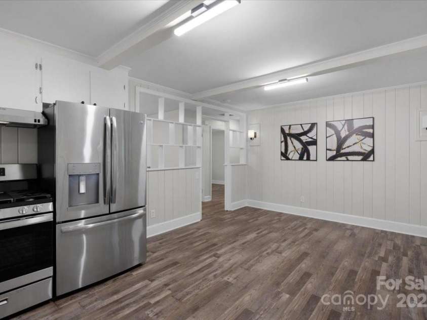 4401 Butler Road, Charlotte, NC 28208.  MLS# CAR4285626, YatesRealty ID 34161. 