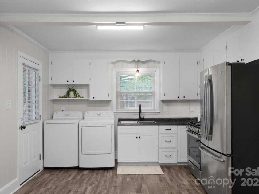 4401 Butler Road, Charlotte, NC 28208.  MLS# CAR4285626, YatesRealty ID 34161. 