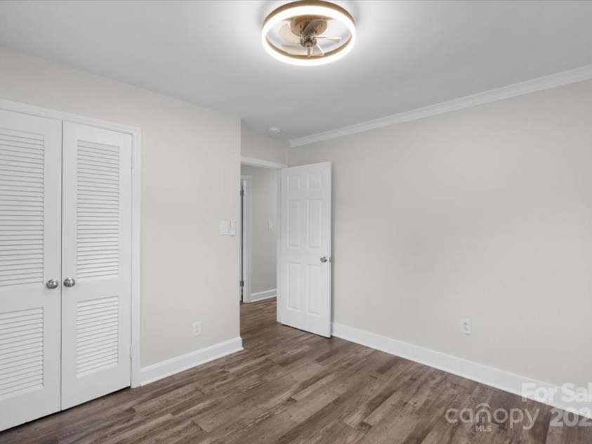 4401 Butler Road, Charlotte, NC 28208.  MLS# CAR4285626, YatesRealty ID 34161. 