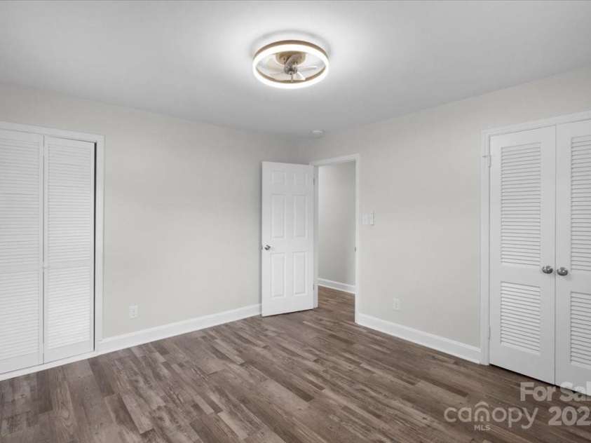 4401 Butler Road, Charlotte, NC 28208.  MLS# CAR4285626, YatesRealty ID 34161. 