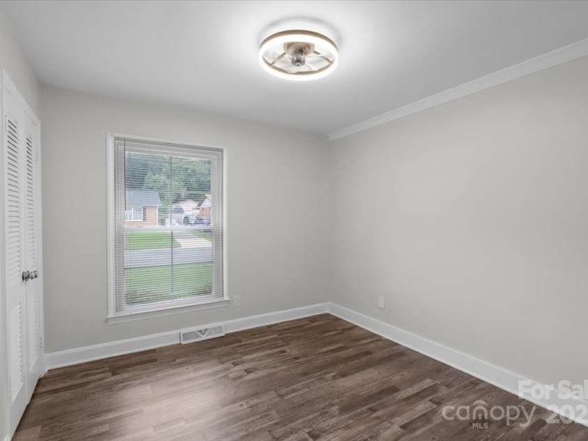 4401 Butler Road, Charlotte, NC 28208.  MLS# CAR4285626, YatesRealty ID 34161. 