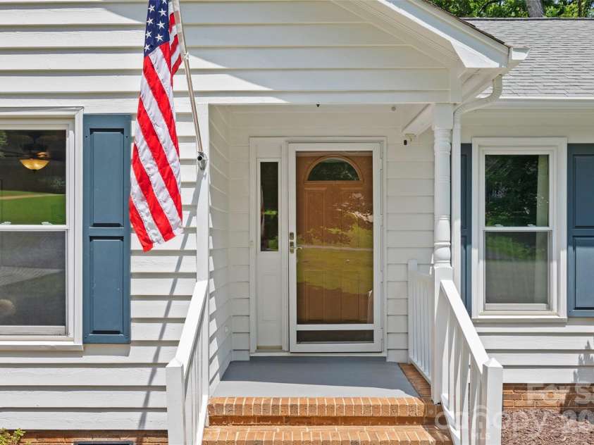988 Pleasant Ridge Road, Fort Mill, SC 29715.  MLS# CAR4389183, YatesRealty ID 34162. 