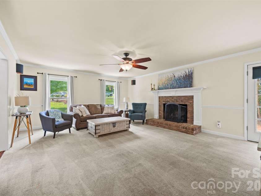 988 Pleasant Ridge Road, Fort Mill, SC 29715.  MLS# CAR4389183, YatesRealty ID 34162. 
