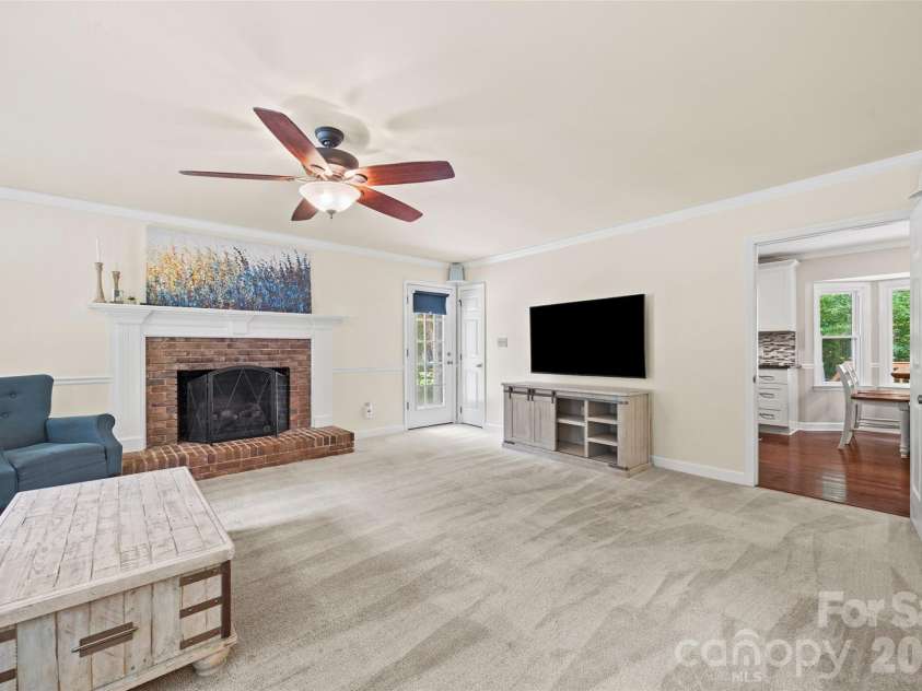 988 Pleasant Ridge Road, Fort Mill, SC 29715.  MLS# CAR4389183, YatesRealty ID 34162. 
