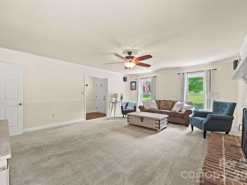 988 Pleasant Ridge Road, Fort Mill, SC 29715.  MLS# CAR4389183, YatesRealty ID 34162. 