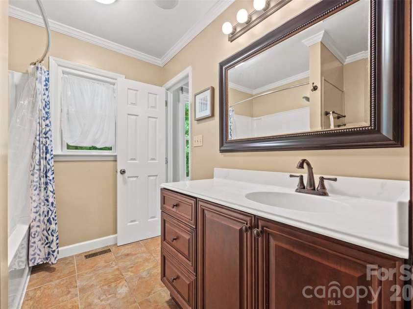 988 Pleasant Ridge Road, Fort Mill, SC 29715.  MLS# CAR4389183, YatesRealty ID 34162. 