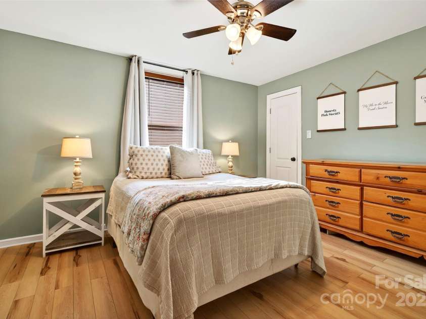 87 2nd Street, Marion, NC 28752.  MLS# CAR4291777, YatesRealty ID 34163. 