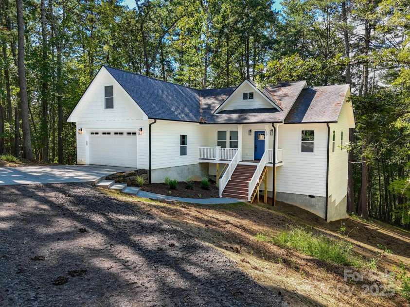 117 Forest Fern Lane, Alexander, NC 28701.  MLS# CAR4286016, YatesRealty ID 34164. 