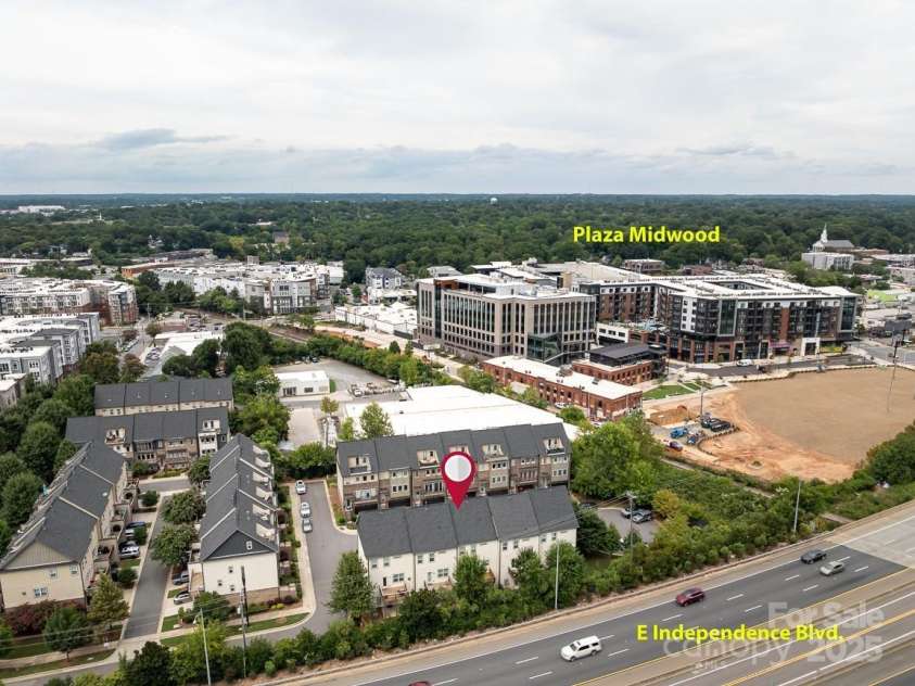 1910 Seegars Place, Charlotte, NC 28204.  MLS# CAR4292964, YatesRealty ID 34165. 