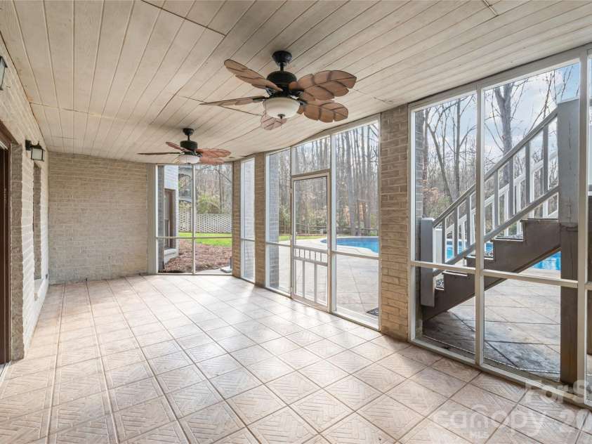 9529 Greyson Ridge Drive, Charlotte, NC 28277.  MLS# CAR4349423, YatesRealty ID 34165. 