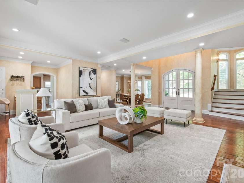 9529 Greyson Ridge Drive, Charlotte, NC 28277.  MLS# CAR4349423, YatesRealty ID 34165. 