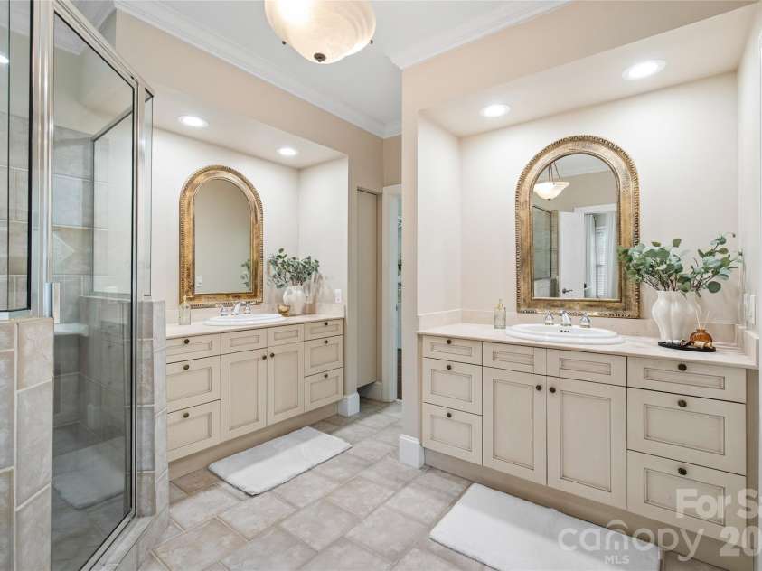 9529 Greyson Ridge Drive, Charlotte, NC 28277.  MLS# CAR4349423, YatesRealty ID 34165. 