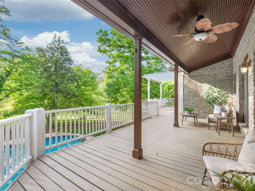 9529 Greyson Ridge Drive, Charlotte, NC 28277.  MLS# CAR4349423, YatesRealty ID 34165. 