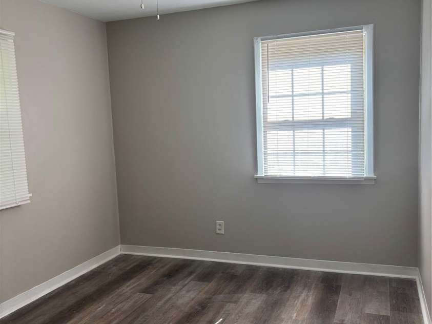 2313 Longleaf Drive, Charlotte, NC 28210.  MLS# CAR4293413, YatesRealty ID 34166. 