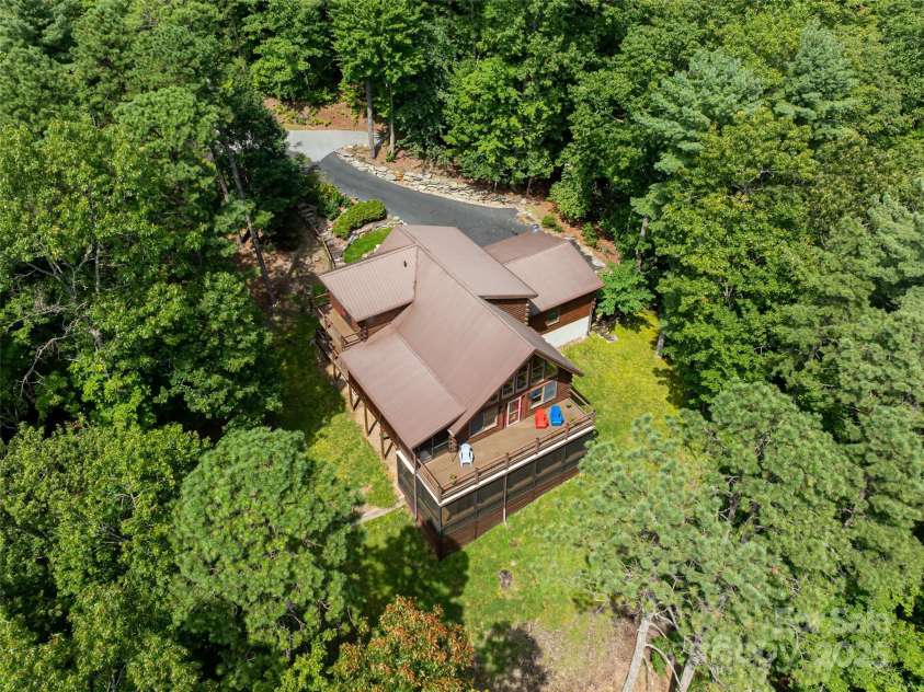 340 West View Road, Brevard, NC 28712.  MLS# CAR4294062, YatesRealty ID 34168. 