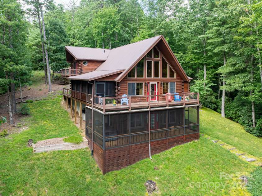 340 West View Road, Brevard, NC 28712.  MLS# CAR4294062, YatesRealty ID 34168. 