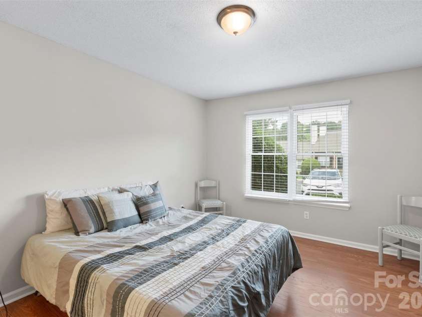 9005 Four Mile Creek Road, Charlotte, NC 28277.  MLS# CAR4387047, YatesRealty ID 34168. 