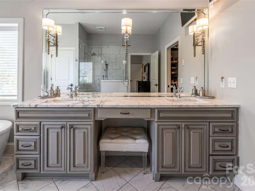 64 Water Hill Way, Fletcher, NC 28732.  MLS# CAR4304722, YatesRealty ID 3417. 