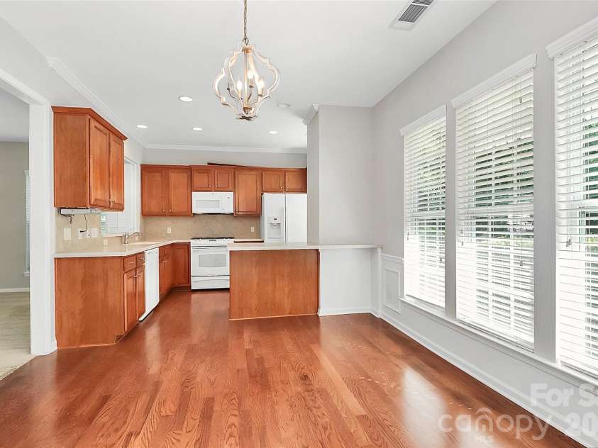 911 Lily Magnolia Court, Fort Mill, SC 29707.  MLS# CAR4291950, YatesRealty ID 3417. 
