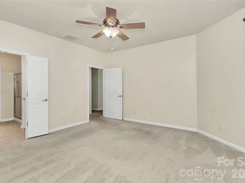 911 Lily Magnolia Court, Fort Mill, SC 29707.  MLS# CAR4291950, YatesRealty ID 3417. 