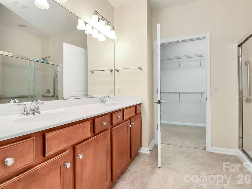 911 Lily Magnolia Court, Fort Mill, SC 29707.  MLS# CAR4291950, YatesRealty ID 3417. 