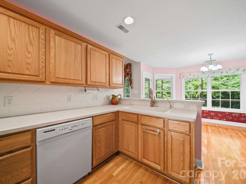 1042 Marguerite Drive, Lowell, NC 28098.  MLS# CAR4397338, YatesRealty ID 34172. 