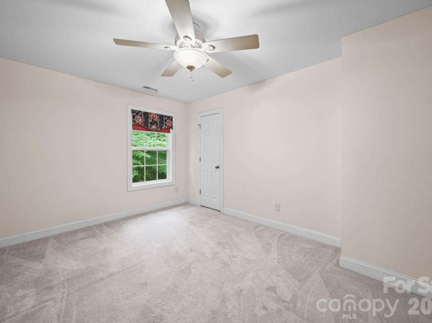 1042 Marguerite Drive, Lowell, NC 28098.  MLS# CAR4397338, YatesRealty ID 34172. Bedroom 4