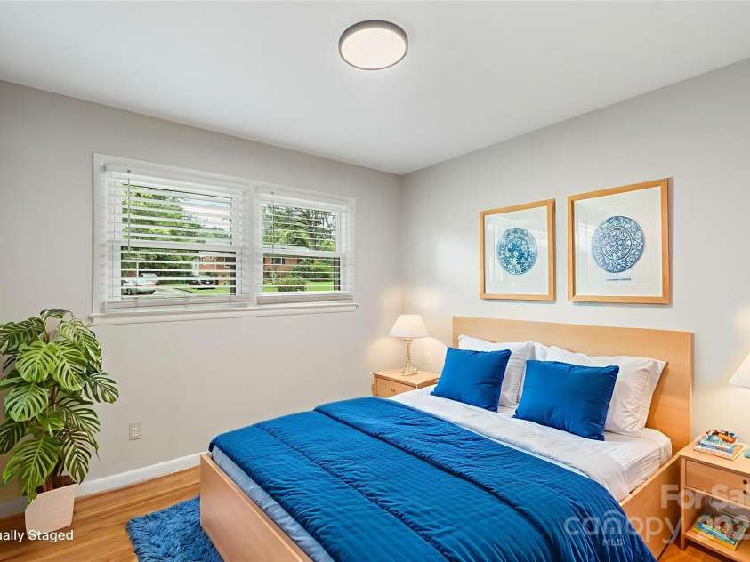3252 Brixton Court, Charlotte, NC 28205.  MLS# CAR4291027, YatesRealty ID 34173. 