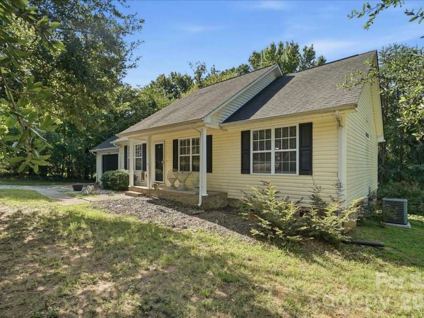 4089 Fallen Pine Road, Sherrills Ford, NC 28673.  MLS# CAR4398375, YatesRealty ID 34173. 