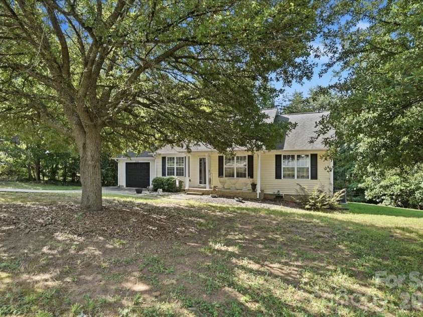 4089 Fallen Pine Road, Sherrills Ford, NC 28673.  MLS# CAR4398375, YatesRealty ID 34173. 