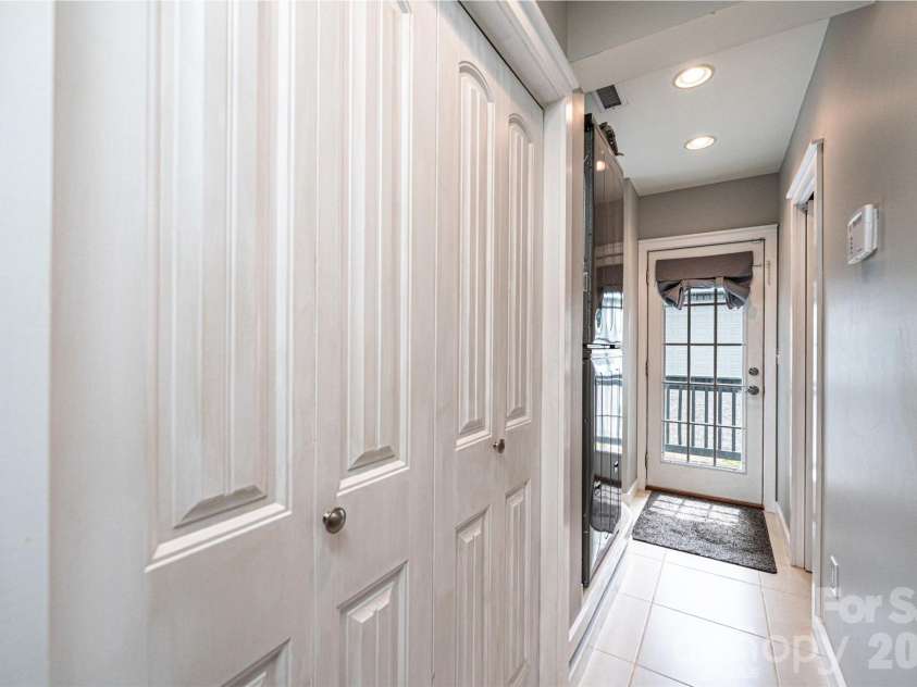 233 Eastside Drive, Statesville, NC 28625.  MLS# CAR4397585, YatesRealty ID 34174. 
