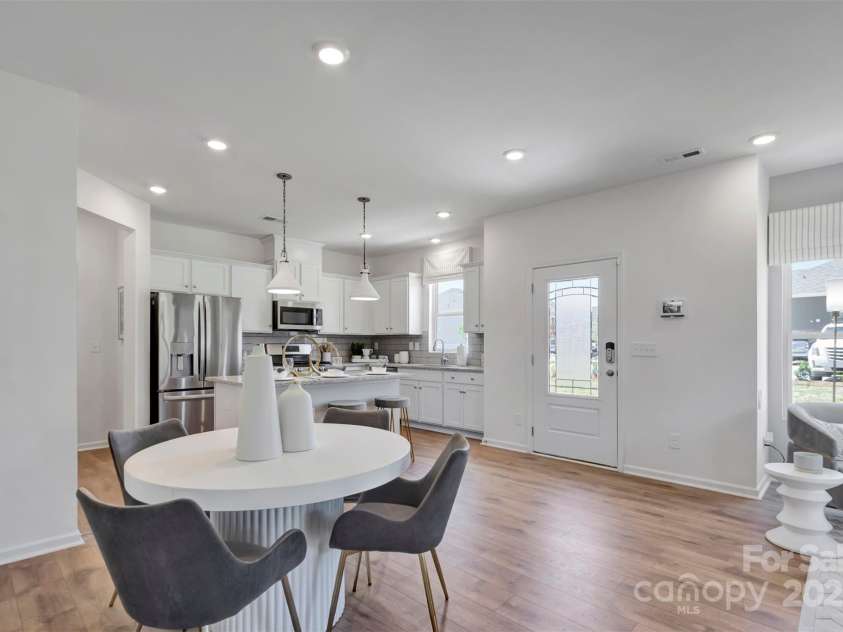 3661 Secrest Landing, Monroe, NC 28110.  MLS# CAR4295516, YatesRealty ID 34174. Breakfast area
