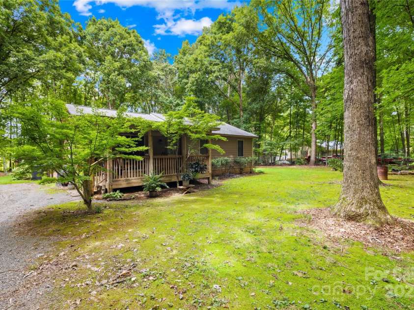 1424 Majestic Forest Lane, Waxhaw, NC 28173.  MLS# CAR4295778, YatesRealty ID 34176. 