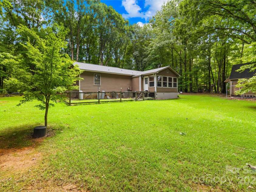 1424 Majestic Forest Lane, Waxhaw, NC 28173.  MLS# CAR4295778, YatesRealty ID 34176. 