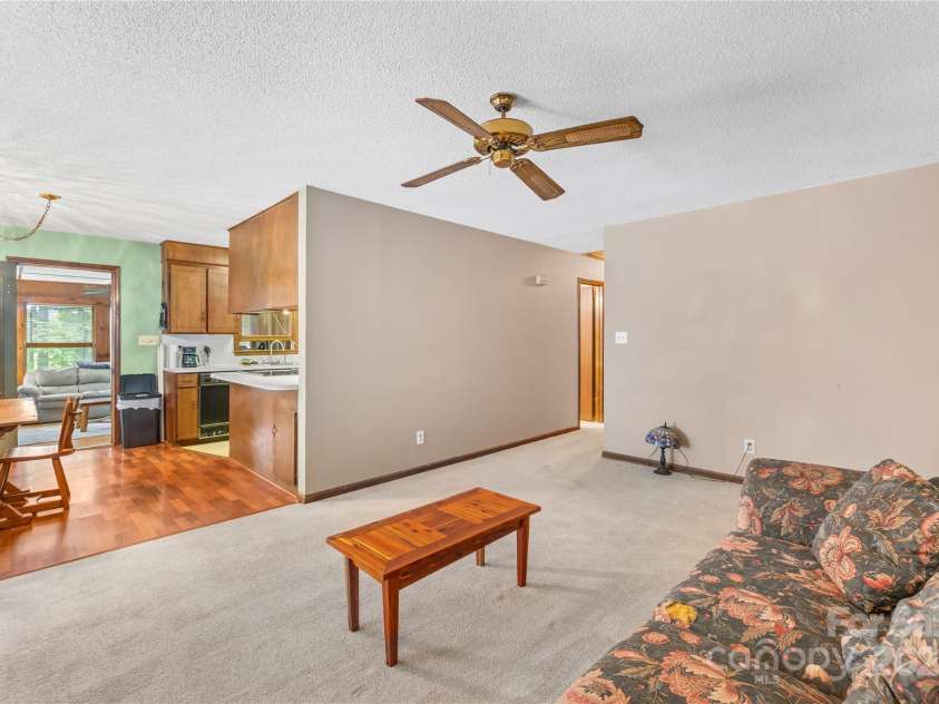 1424 Majestic Forest Lane, Waxhaw, NC 28173.  MLS# CAR4295778, YatesRealty ID 34176. 