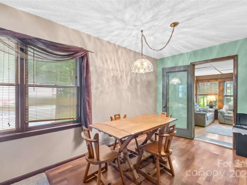 1424 Majestic Forest Lane, Waxhaw, NC 28173.  MLS# CAR4295778, YatesRealty ID 34176. 