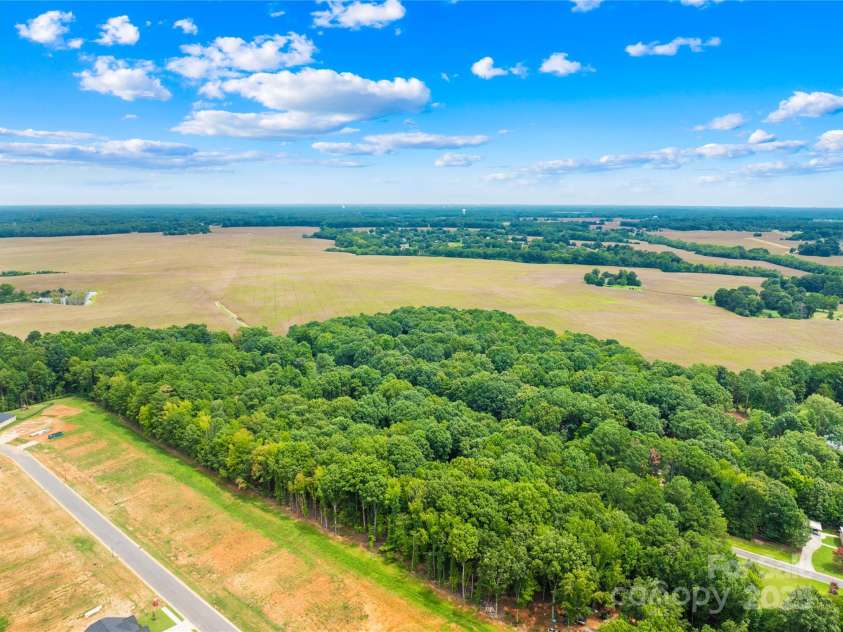 1424 Majestic Forest Lane, Waxhaw, NC 28173.  MLS# CAR4295778, YatesRealty ID 34176. 