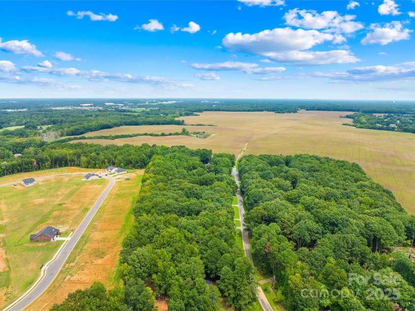 1424 Majestic Forest Lane, Waxhaw, NC 28173.  MLS# CAR4295778, YatesRealty ID 34176. 