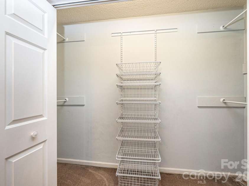 4158 Arrowhead Drive, Hickory, NC 28601.  MLS# CAR4394380, YatesRealty ID 34176. Primary closet