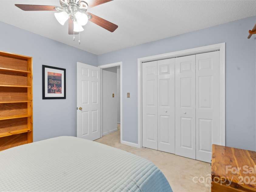 5216 Bethel Church Road, Hickory, NC 28602.  MLS# CAR4290823, YatesRealty ID 34177. 