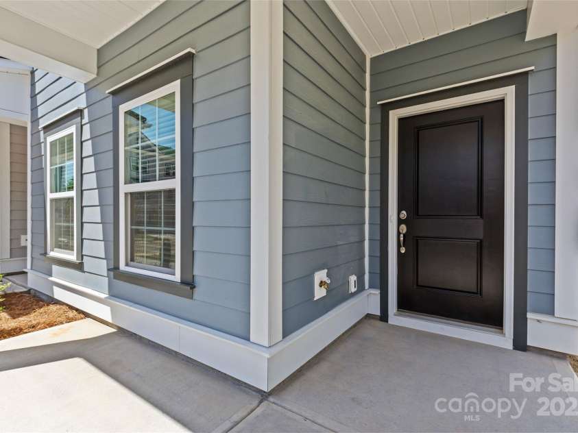 4008 Crooked Spruce Court, Matthews, NC 28105.  MLS# CAR4295839, YatesRealty ID 34178. 
