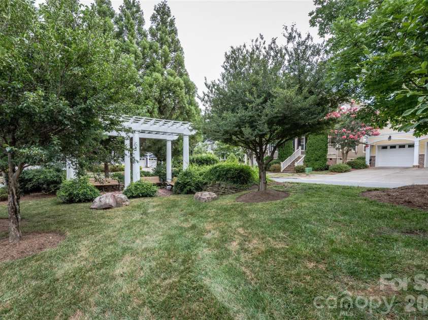 242 Faulkner Way, Davidson, NC 28036.  MLS# CAR4395516, YatesRealty ID 34179. St. Alban’s green space