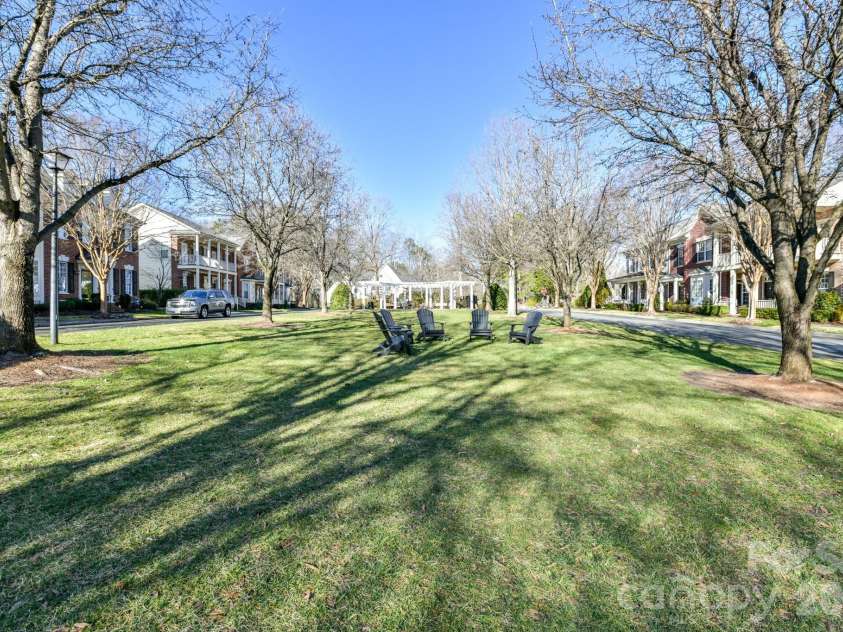 242 Faulkner Way, Davidson, NC 28036.  MLS# CAR4395516, YatesRealty ID 34179. St. Alban’s green space