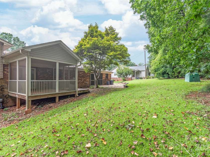 43 Bowen Drive, Belmont, NC 28012.  MLS# CAR4274068, YatesRealty ID 34179. Back Exterior