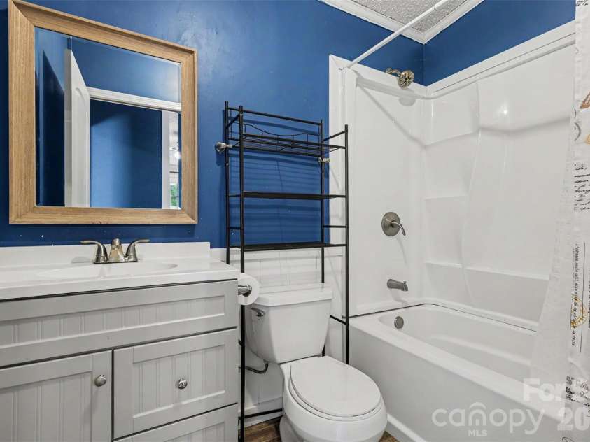 1127 Galway Lane, Clover, SC 29710.  MLS# CAR4397720, YatesRealty ID 34180. 