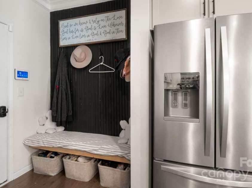 529 Stickley Place, Lancaster, SC 29720.  MLS# CAR4280283, YatesRealty ID 34180. 