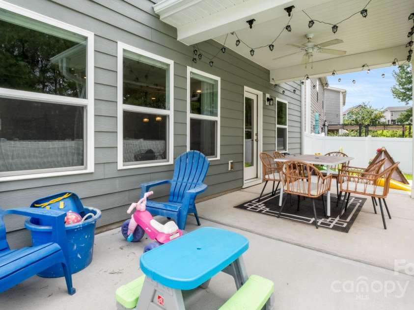 529 Stickley Place, Lancaster, SC 29720.  MLS# CAR4280283, YatesRealty ID 34180. 