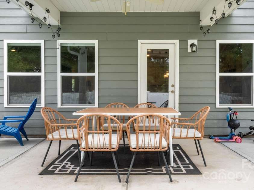 529 Stickley Place, Lancaster, SC 29720.  MLS# CAR4280283, YatesRealty ID 34180. 