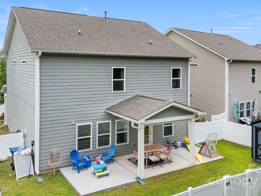 529 Stickley Place, Lancaster, SC 29720.  MLS# CAR4280283, YatesRealty ID 34180. 